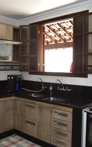 Casa à venda com 900m², 3 quartos e 5 vagasCozinha