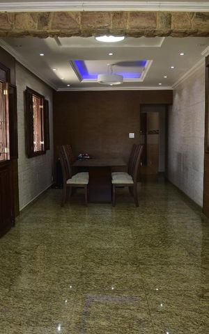Casa à venda com 900m², 3 quartos e 5 vagasSala