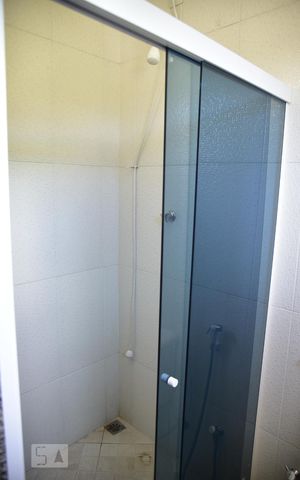 Casa à venda com 900m², 3 quartos e 5 vagasBanheiro Área da Piscina