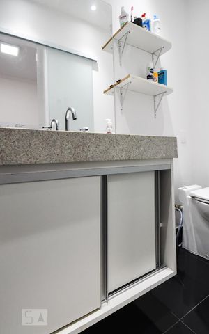 Apartamento à venda com 145m², 3 quartos e 1 vagaBanheiro