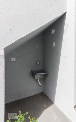 Casa para alugar com 50m², 1 quarto e sem vagaÁrea de Serviço
