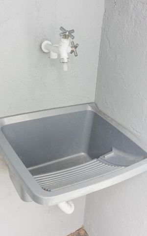 Casa para alugar com 50m², 1 quarto e sem vagaÁrea de Serviço