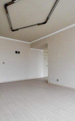 Apartamento para alugar com 190m², 2 quartos e sem vaga Apartamento para alugar com 190m², 2 quartos e sem vagaSala