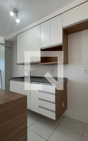 Apartamento à venda com 60m², 2 quartos e 1 vaga Apartamento à venda com 60m², 2 quartos e 1 vagaCozinha