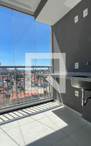 Apartamento à venda com 60m², 2 quartos e 1 vaga Apartamento à venda com 60m², 2 quartos e 1 vagaVaranda