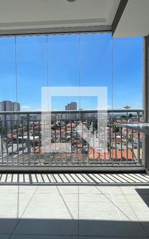 Apartamento à venda com 60m², 2 quartos e 1 vaga Apartamento à venda com 60m², 2 quartos e 1 vagaVaranda