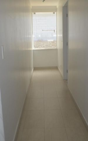 Casa à venda com 325m², 4 quartos e 2 vagasCorredor