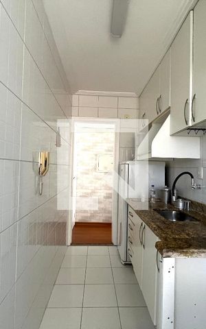 Apartamento para alugar com 63m², 2 quartos e 1 vaga Apartamento para alugar com 63m², 2 quartos e 1 vagaCozinha