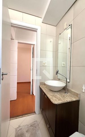 Apartamento para alugar com 63m², 2 quartos e 1 vaga Apartamento para alugar com 63m², 2 quartos e 1 vagaBanheiro