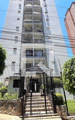 Apartamento para alugar com 63m², 2 quartos e 1 vaga Apartamento para alugar com 63m², 2 quartos e 1 vagaFachada