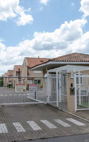 Casa de condomínio à venda com 120m², 2 quartos e 1 vaga Casa de condomínio à venda com 120m², 2 quartos e 1 vagaFachada e portaria