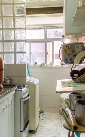 Apartamento à venda com 120m², 2 quartos e 1 vaga Apartamento à venda com 120m², 2 quartos e 1 vagaCozinha