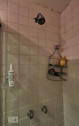 Apartamento à venda com 185m², 3 quartos e 4 vagasBanheiro da Suíte 2