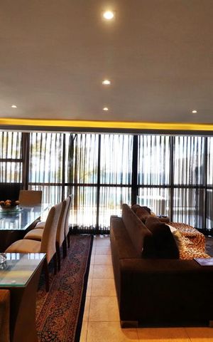 Apartamento à venda com 185m², 3 quartos e 4 vagasSala