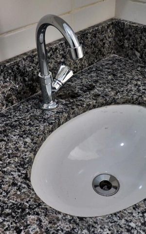 Apartamento para alugar com 40m², 2 quartos e sem vagaBanheiro
