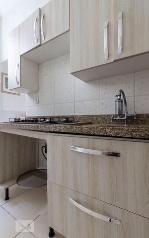 Casa à venda com 110m², 2 quartos e 2 vagas Casa à venda com 110m², 2 quartos e 2 vagasCozinha de Serviço