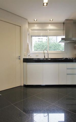 Apartamento à venda com 115m², 3 quartos e 3 vagasCozinha