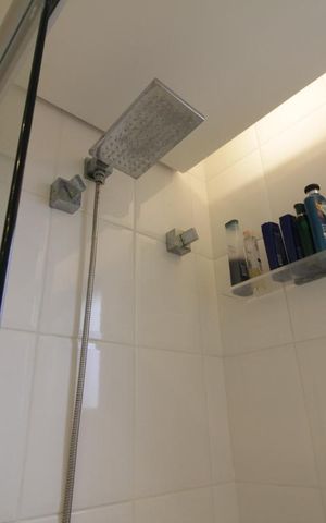 Apartamento à venda com 115m², 3 quartos e 3 vagasChuveiro