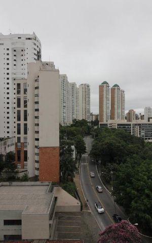 Apartamento à venda com 115m², 3 quartos e 3 vagasVista da suíte 2