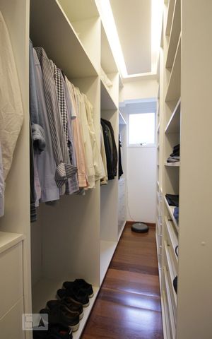 Apartamento à venda com 115m², 3 quartos e 3 vagasCloset