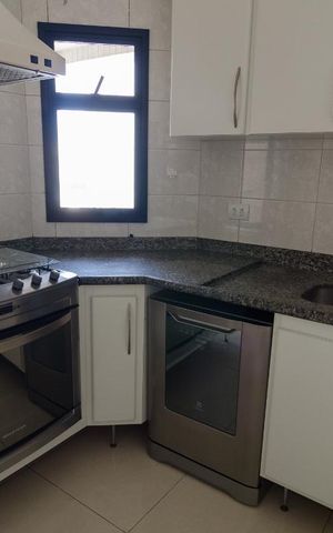 Apartamento à venda com 240m², 3 quartos e 3 vagas Apartamento à venda com 240m², 3 quartos e 3 vagasCozinha