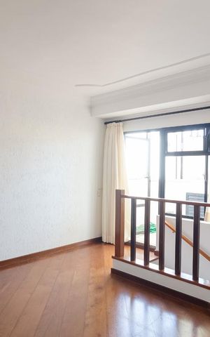 Apartamento à venda com 240m², 3 quartos e 3 vagas Apartamento à venda com 240m², 3 quartos e 3 vagasEscritório