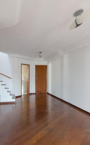 Apartamento à venda com 240m², 3 quartos e 3 vagas Apartamento à venda com 240m², 3 quartos e 3 vagasSala