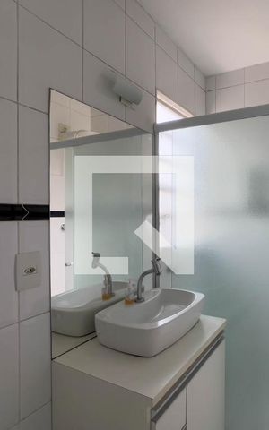 Apartamento à venda com 52m², 2 quartos e 1 vaga Apartamento à venda com 52m², 2 quartos e 1 vagaBanheiro