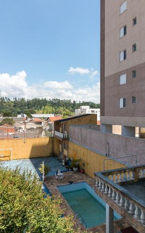 Casa à venda com 750m², 4 quartos e 8 vagasVista varanda quarto 1