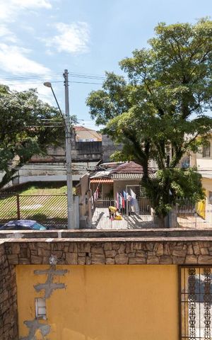 Casa à venda com 750m², 4 quartos e 8 vagasVista varanda quarto 3 suíte