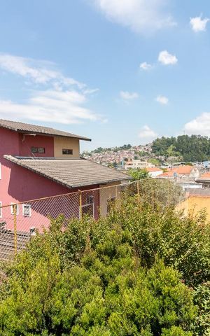 Casa à venda com 750m², 4 quartos e 8 vagasVista varanda quarto 1