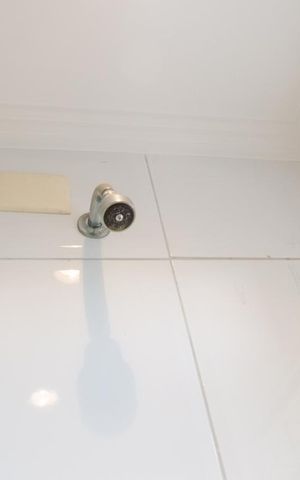 Studio para alugar com 60m², 1 quarto e 1 vaga Studio para alugar com 60m², 1 quarto e 1 vagaChuveiro