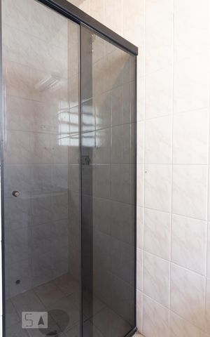 Casa à venda com 160m², 3 quartos e 2 vagasBanheiro