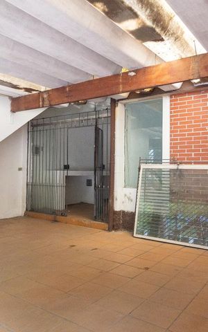 Casa à venda com 160m², 3 quartos e 2 vagasGaragem