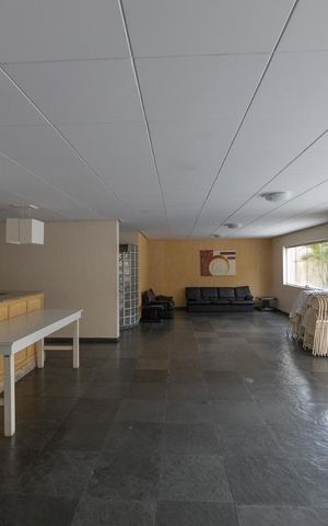 Apartamento à venda com 78m², 2 quartos e 1 vaga Apartamento à venda com 78m², 2 quartos e 1 vagaÁrea comum - Salão de festas