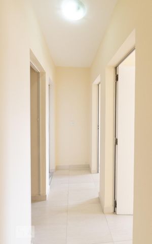 Apartamento à venda com 78m², 2 quartos e 1 vaga Apartamento à venda com 78m², 2 quartos e 1 vagaCorredor