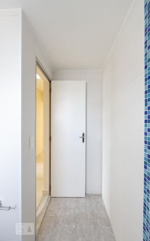 Apartamento à venda com 78m², 2 quartos e 1 vaga Apartamento à venda com 78m², 2 quartos e 1 vagaBanheiro Social