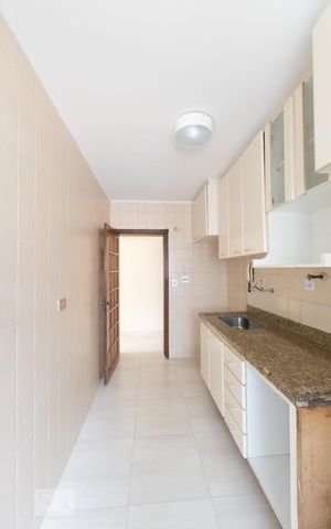 Apartamento à venda com 78m², 2 quartos e 1 vaga Apartamento à venda com 78m², 2 quartos e 1 vagaCozinha