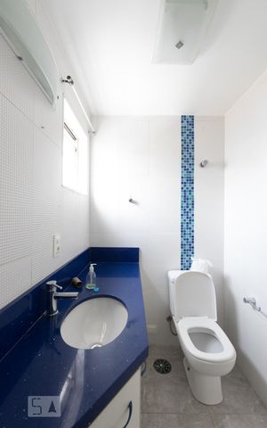 Apartamento à venda com 78m², 2 quartos e 1 vaga Apartamento à venda com 78m², 2 quartos e 1 vagaBanheiro Social
