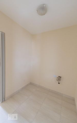 Apartamento à venda com 78m², 2 quartos e 1 vaga Apartamento à venda com 78m², 2 quartos e 1 vagaSuite
