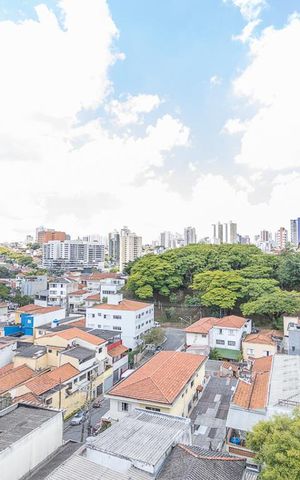 Casa à venda com 420m², 3 quartos e 8 vagasVista área de Serviço