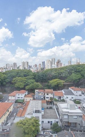 Casa à venda com 420m², 3 quartos e 8 vagasVista Garagem
