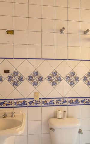 Casa à venda com 420m², 3 quartos e 8 vagasBanheiro Social