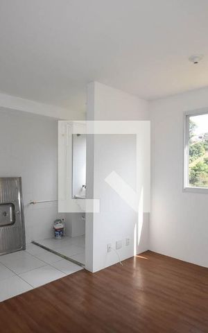 Apartamento para alugar com 42m², 2 quartos e sem vaga Apartamento para alugar com 42m², 2 quartos e sem vagaSala