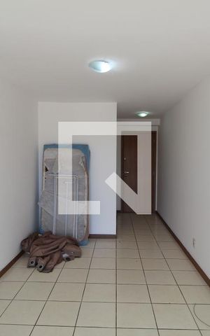 Apartamento à venda com 75m², 2 quartos e 1 vagaSala
