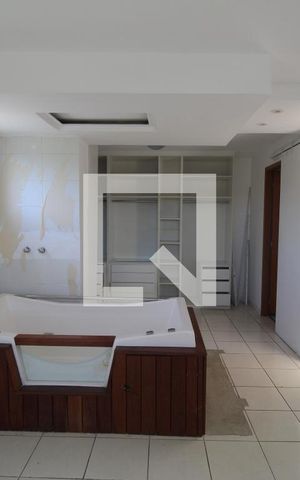Apartamento à venda com 75m², 2 quartos e 1 vagaSuíte