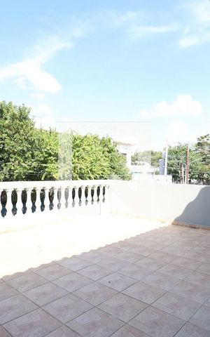 Casa para alugar com 138m², 2 quartos e 2 vagasVaranda