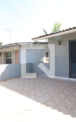 Casa para alugar com 138m², 2 quartos e 2 vagasVaranda