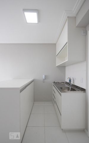 Apartamento para alugar com 32m², 1 quarto e sem vaga Apartamento para alugar com 32m², 1 quarto e sem vagaCozinha