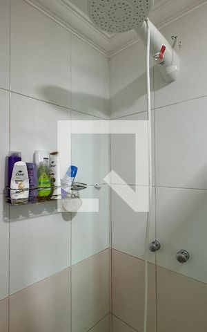 Casa de condomínio à venda com 296m², 4 quartos e 3 vagas Casa de condomínio à venda com 296m², 4 quartos e 3 vagasSuíte 3 - Banheiro
